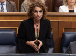 Montero, a la que nadie cree, niega un acuerdo arancelario que "beneficie" a Junts o Catalu&ntilde;a 