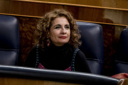 Montero dice que hace la compra los fines de semana y que tambi&eacute;n nota la rebaja del IVA de los alimentos