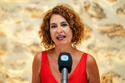 Montero, sobre si el Gobierno presentar&aacute; el proyecto de Presupuestos para 2026: "Rotundamente s&iacute;"