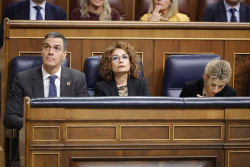 Montero vuelve a poner "la mano en el fuego" por su jefe de gabinete tras la declaraci&oacute;n de Koldo Garc&iacute;a
