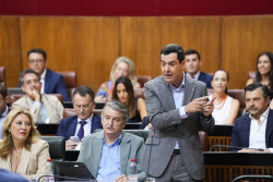 Moreno acusa a Montero de ordenar "embarrar" contra la Junta para "igualar" lo "indefendible" que "ha pasado en el PSOE"