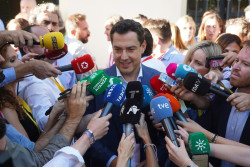 Moreno ve posible una "victoria contundente", aunque cree "exagerada" la horquilla 58-61 esca&ntilde;os