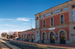 Muere un hombre tras ser arrollado su veh&iacute;culo por un tren Alvia en Talavera de la Reina