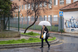 Nieve, viento y oleaje activan avisos en 20 provincias y Ceuta con lluvias fuertes y persistentes en Galicia y Andaluc&iacute;a