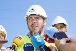 &Oacute;scar Puente  como Pepi&ntilde;o asegura que el AVE llegar&aacute; a Cantabria y no se quedar&aacute; en Alar