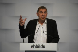Otegi dice que el dolor de las v&iacute;ctimas de ETA "nunca debi&oacute; haberse producido"