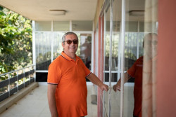 Padre Lorenzo, superviviente del ataque terrorista en una parroquia de Mozambique: "Lo quemaron todo y no pod&iacute;amos huir"