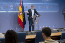 Patxi L&oacute;pez, que miente m&aacute;s que habla, descarta que el fondo de la reforma de antecedentes fuese beneficiar a etarras, otra mentira m&aacute;s 