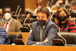 Pedro Casares destaca que Espa&ntilde;a "crece, crea riqueza y est&aacute; generando empleo"