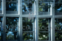Piden investigar tambi&eacute;n por tentativa de genocidio a los seis ex jefes de ETA imputados por el atentado en Santa Pola