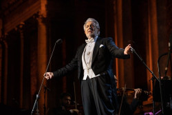 Pl&aacute;cido Domingo regresa al Teatro Real: "Ser artista no justifica los excesos ni las transgresiones"