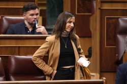 Podemos anuncia que votar&aacute; a favor de la convalidaci&oacute;n del decreto de embargo de armas en el Congreso
