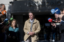Pol&iacute;ticos despiden a Piqu&eacute; en su capilla ardiente y destacan su talante dialogante, brillantez y calidad humana
