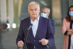 Pons culpa a los abogados por no permitir a la nueva direcci&oacute;n del PP leer el recurso que ped&iacute;a absoluci&oacute;n de B&aacute;rcenas