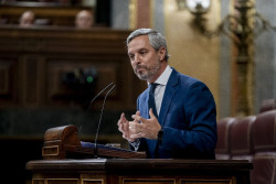 PP afirma que colaborar&aacute; con el Gobierno ante aranceles y ve "embrionario" el paquete de medidas anunciado por S&aacute;nchez