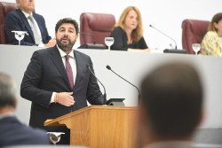 PP Murcia ofrece a Vox retomar este mi&eacute;rcoles las negociaciones para desbloquear la investidura de L&oacute;pez Miras
