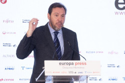 Puente ve las comisiones de investigaci&oacute;n sobre mascarillas "abocadas al fracaso", solo sirve la via judicial a la que no acuden PP y PSOE