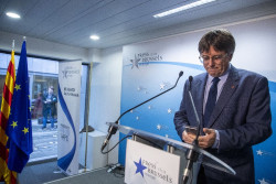 Puigdemont  quiere escoltas para que le protejan y que las paguen los contribuyentes espa&ntilde;oles
