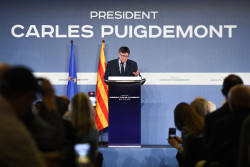 Puigdemont se presentar&aacute; al 12M con una "lista de pa&iacute;s" que vaya m&aacute;s all&aacute; de Junts