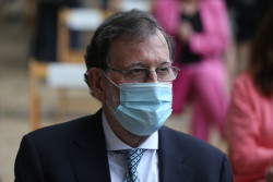 Rajoy asegura que "la sangre no llegar&aacute; al r&iacute;o" entre Casado y Ayuso