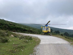 Recogen en helic&oacute;ptero un hombre de 85 a&ntilde;os herido en la cabeza tras una ca&iacute;da en Ibio y lo llevan al aeropuerto Seve