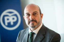 Roll&aacute;n defiende que el nuevo PP aspira a 10 millones de votos: "no es una utop&iacute;a"