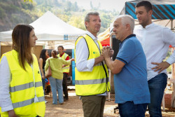 Rueda, "optimista" ante la evoluci&oacute;n de los incendios, ratifica que se trabaja en "un plan de desescalada"