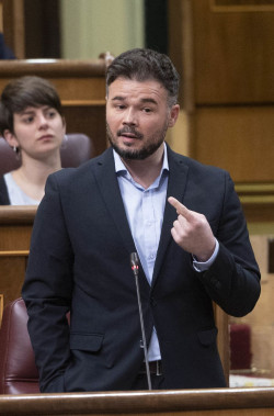 Rufi&aacute;n obvia la presencia de etarras en listas de Bildu: "ETA ya no existe" y Bildu es "una fuerza important&iacute;sima"