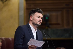 Rufi&aacute;n se queja de que S&aacute;nchez "mime al chungo" de Junts y ve antes una moci&oacute;n de censura que un adelanto electoral