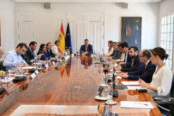 S&aacute;nchez achaca el apag&oacute;n a una p&eacute;rdida s&uacute;bita de 15 gigavatios de la que a&uacute;n no se conoce la causa