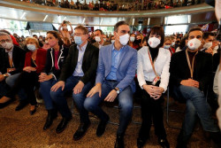 S&aacute;nchez ante la gran crisis que tiene Espa&ntilde;a se dedica a repartir promesas