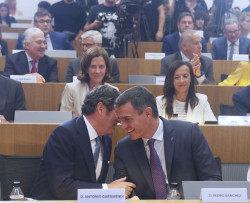 S&aacute;nchez asegura que se dedicar&aacute; "en cuerpo y alma" a su investidura con el apoyo de Bildu, separatistas e independentistas