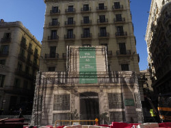 Sanchez cede ante Puigdemont y declara la comisar&iacute;a de Via Laietana como Lugar de Memoria Democr&aacute;tica