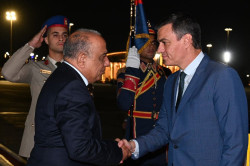 S&aacute;nchez, con su maleta antisemita, intentar ganar protagonismo, asiste este s&aacute;bado a la cumbre en El Cairo (Egipto) sobre el conflicto en Gaza