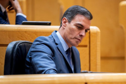 S&aacute;nchez con un discurso de dos horas y media  habla hasta de la vuelta al mundo