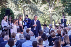 S&aacute;nchez confirma que el Consejo de Ministros aprobar&aacute; este martes el paro para las empleadas del hogar