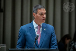 S&aacute;nchez defiende la migraci&oacute;n como soluci&oacute;n al "invierno demogr&aacute;fico" frente al plan de Feij&oacute;o