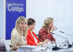 "Sanchez" democr&aacute;ticamente obliga a negociar a empresas y sindicatos el `sello` que reconoce el compromiso con la Igualdad