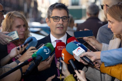 Sanchez dice, para que no haya dudas, que si le pide la derogaci&oacute;n de la malversaci&oacute;n Junqueras, ERC, se deroga