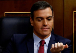 Sanchez hace anuncios de bajada de la luz, el gas y la gasolina para el d&iacute;a 29 cuando los paises europeos ya lo han rebajado, 
