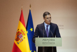 S&aacute;nchez insta al PP cumplir la Constituci&oacute;n "sin subterfugios" y de principio a fin y no solo acatarla pasivamente