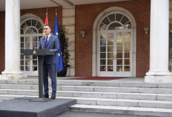 S&aacute;nchez no enviar&aacute;  armamento a Ucrania por imposici&oacute;n de sus socios  los comunistas de Podemos