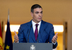 S&aacute;nchez pide a los medios que condenen a algunos periodistas que le critican 