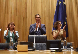 S&aacute;nchez pide a sus parlamentarios defender la gesti&oacute;n del Gobierno