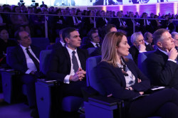 S&aacute;nchez prepara a la opini&oacute;n p&uacute;blica que se va a "tragar" la amnist&iacute;a que dicta el pr&oacute;fugo Puigdemont y dice  que los independentistas no son terroristas