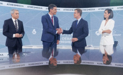  S&aacute;nchez  protagoniz&oacute; un debate a la desesperada y de perdedor. 
