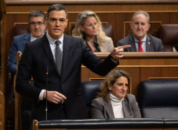 S&aacute;nchez, que pierde el culo dada su situaci&oacute;n precaria, garantiza al PNV  la bilateralidad con Euskadi en detrimento del resto de las CCAA excepto Catalu&ntilde;a