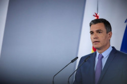 S&aacute;nchez reivindica en la cumbre OTAN los derechos de las personas LGTBI