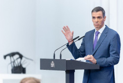S&aacute;nchez respalda el acuerdo comercial entre la UE y EEUU, pero "sin ning&uacute;n entusiasmo"