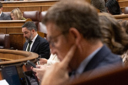  S&aacute;nchez se queda solo en Espa&ntilde;a y en Europa, el bloque de derecha PP-Vox se impone al bloque PSOE-Sumar-Podemos que tambi&eacute;n cede terreno respecto al 23J